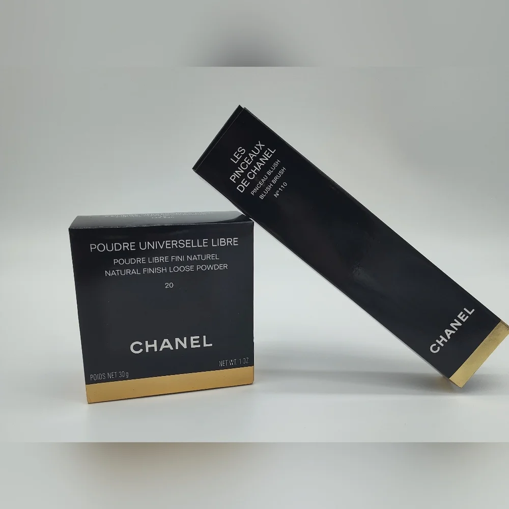 CHANEL Black & Gold Loose Finish Powder with Brush
